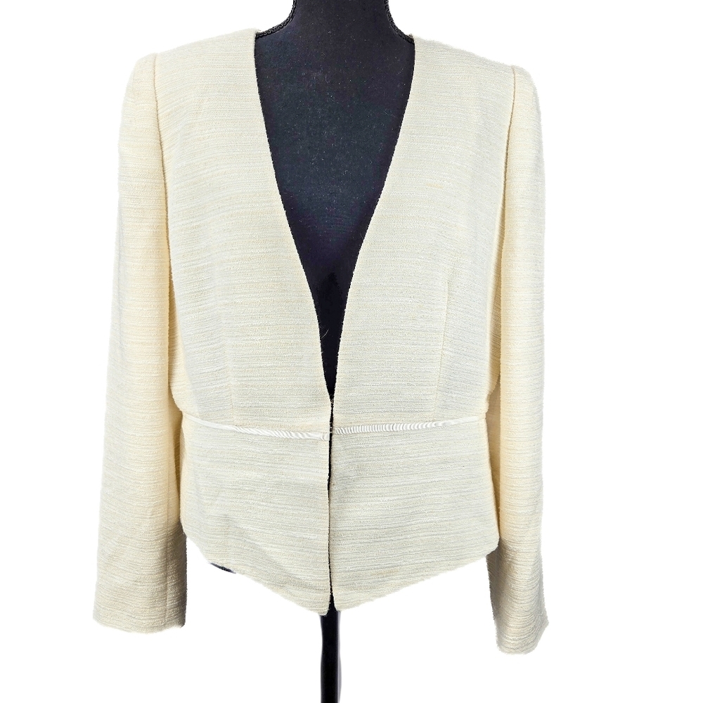 🔥 (5for$35) ANTONIO MELANI Egg Shell White Fitted Deep V Neck Blazer